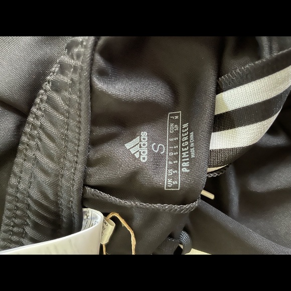 mens small Adidas joggers
new with tags - Picture 7 of 13